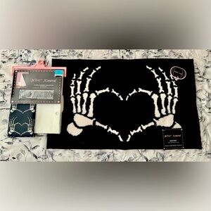 Betsey Johnson Skeleton Heart Hands Shower Curtain & Bath Mat Set NWT